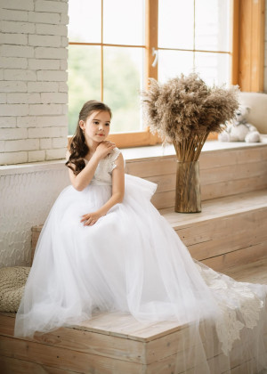 White Lace Tulle Transparent Back Flower Girl Dress